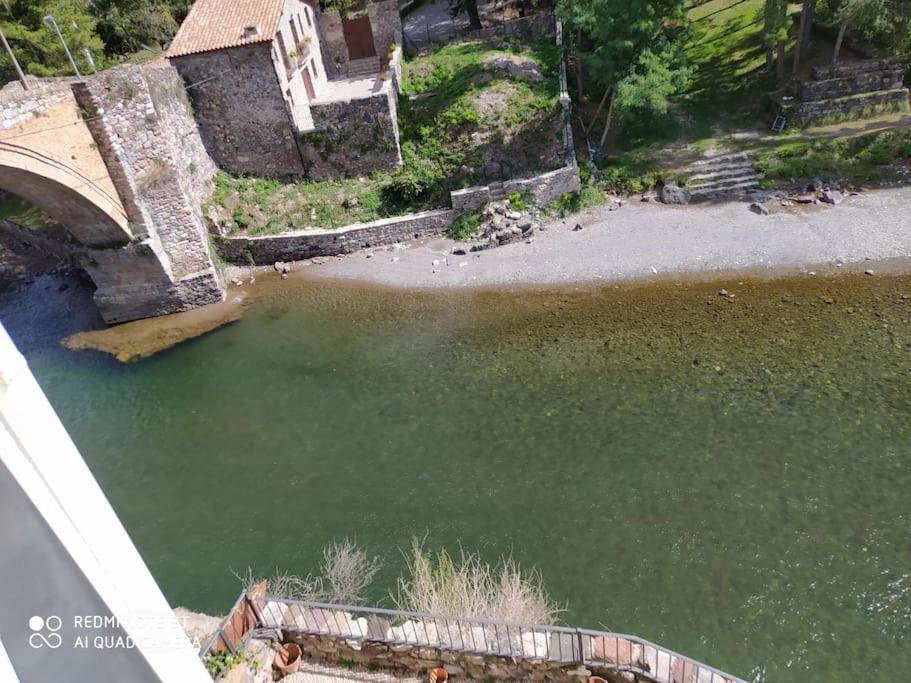 Casa Sobre Rio Noguera Pallaresa Gerri de la Sal Екстериор снимка